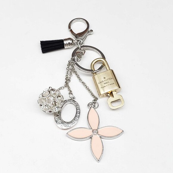 Authentic Louis Vuitton Lock & Key with unbranded Bagcharm, Keycharm, Keychain - Picture 1 of 7